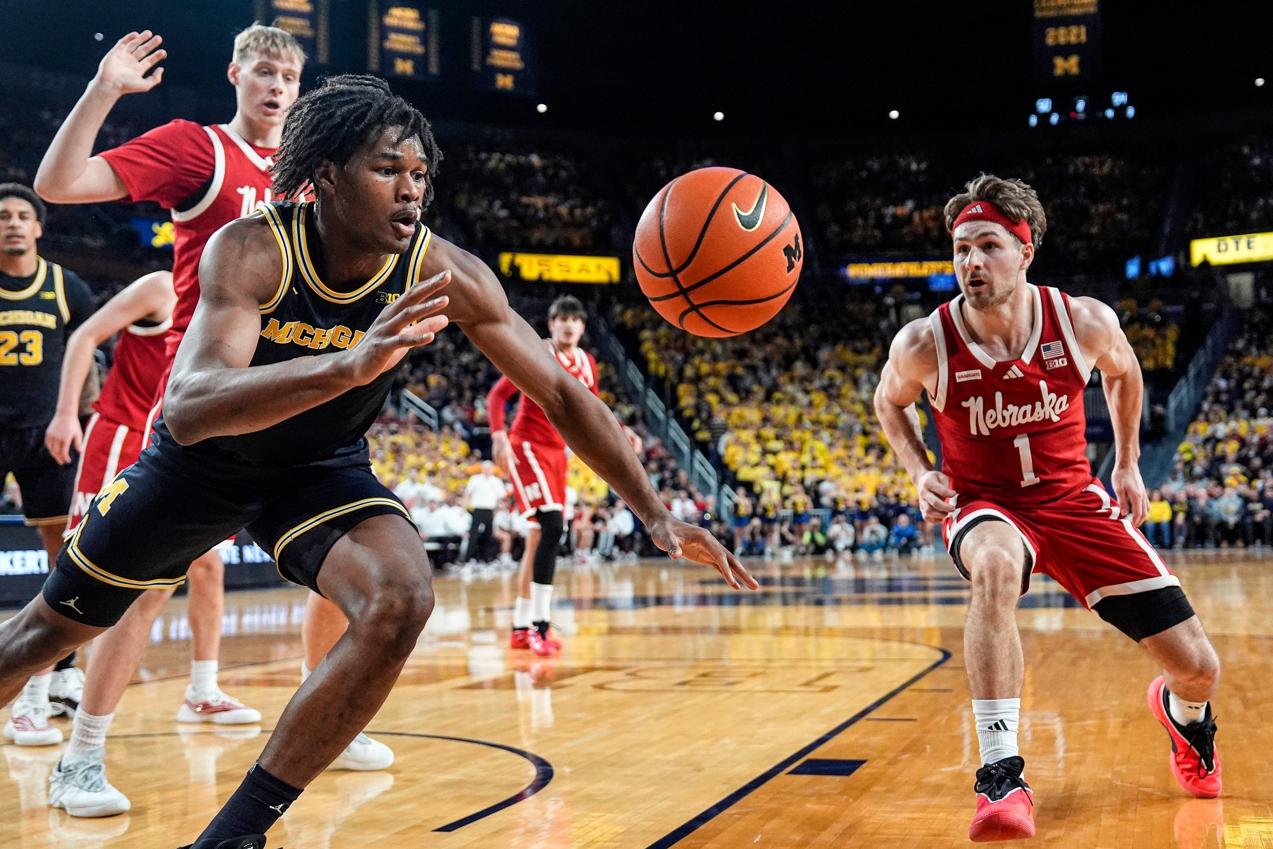college basketball picks Morez Johnson Jr Michigan Wolverines predictions best bet odds
