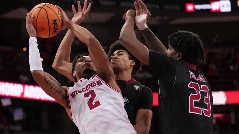college basketball picks Nick Boyd Wisconsin Badgers predictions best bets odds