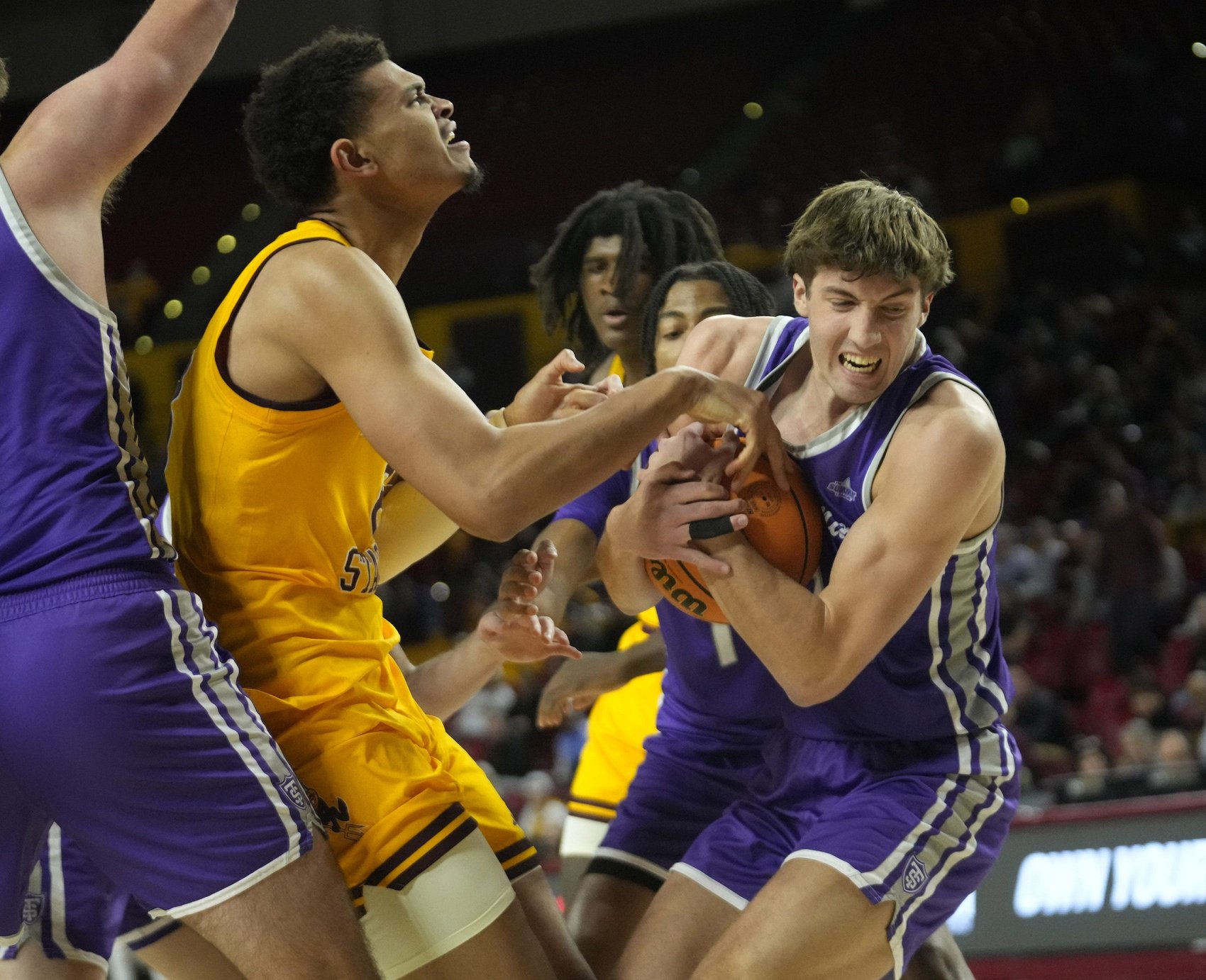college basketball picks Nolan Minessale St Thomas Tommies predictions best bet odds