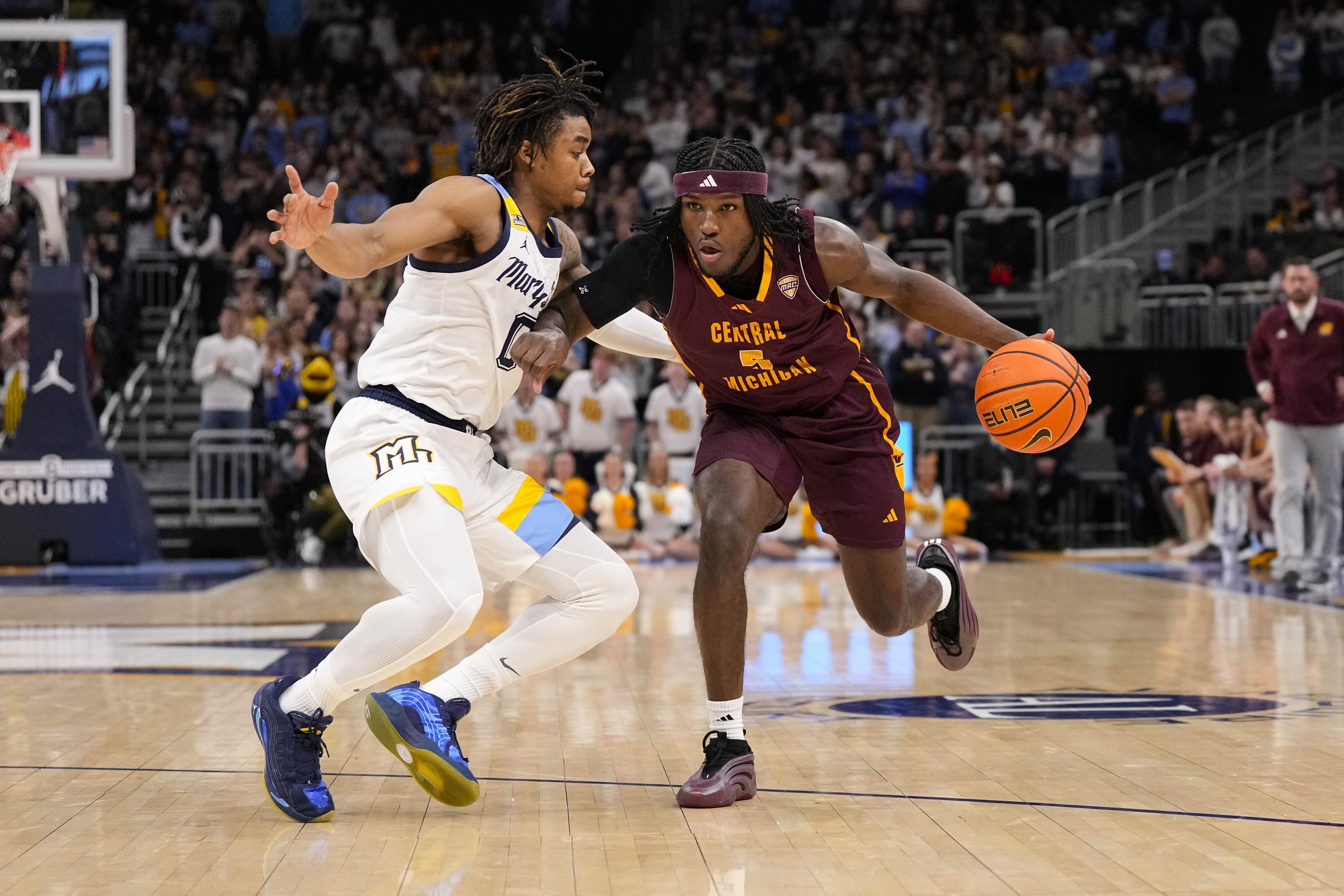 college basketball picks Tamario Adley Central Michigan Chippewas predictions best bet odds
