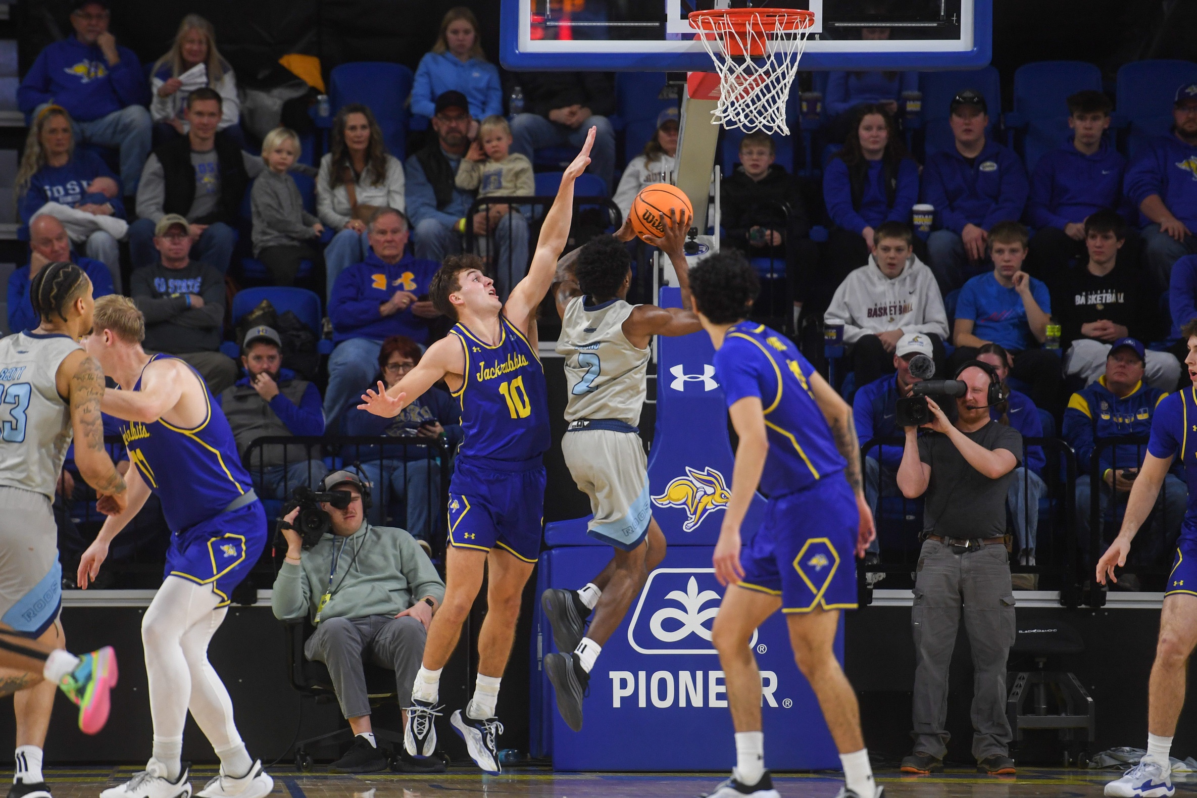 South Dakota Coyotes vs UMKC Kangaroos Prediction, 2/4/2026 College Basketball Picks, Best Bets & Odds