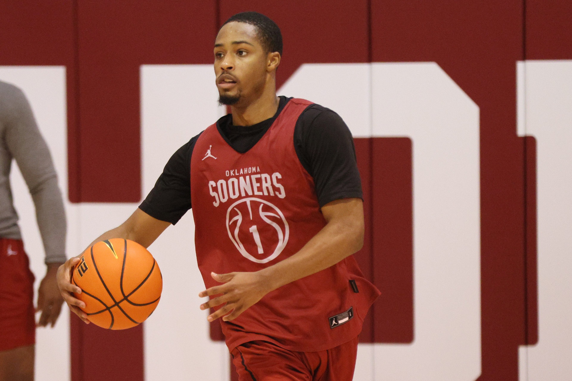 college basketball picks Xzayvier Brown Oklahoma Sooners predictions best bet odds