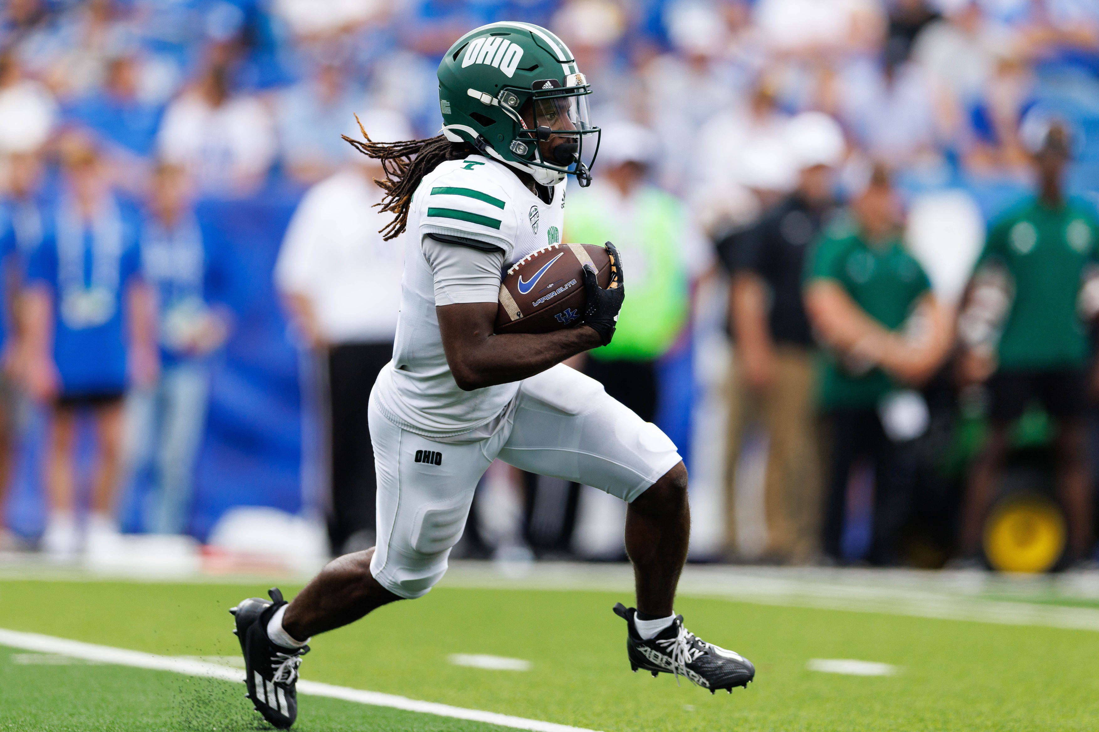 college football picks Chase Hendricks Ohio Bobcats predictions best bet odds