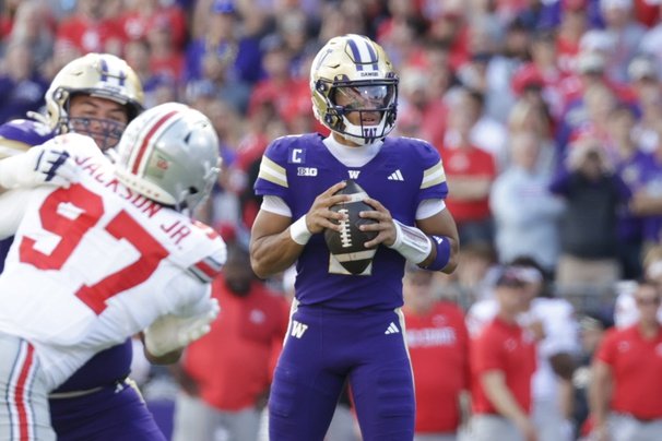 college football picks Demond Williams Washington Huskies predictions best bet odds