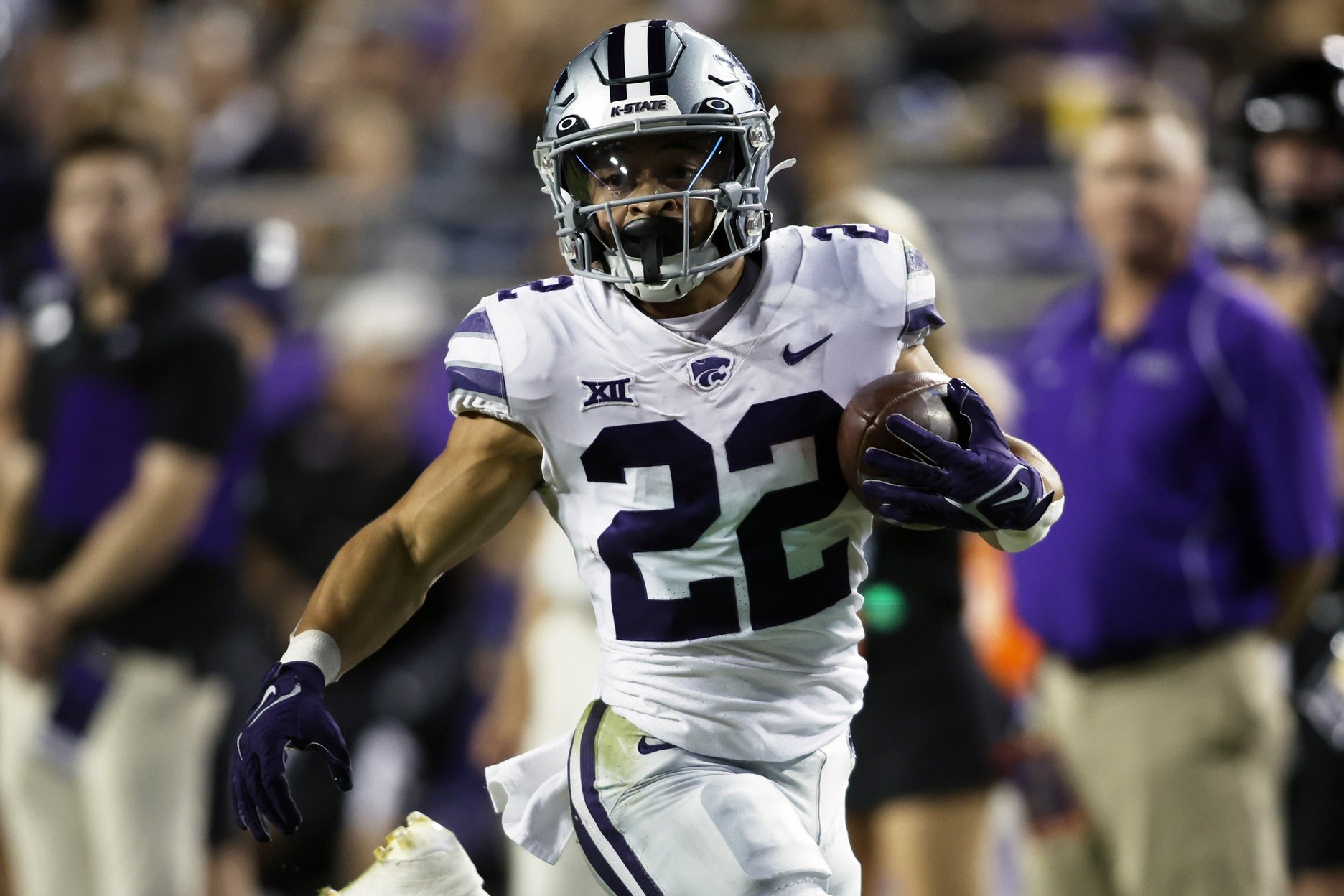 college football picks Deuce Vaughn kansas state wildcats predictions best bet odds