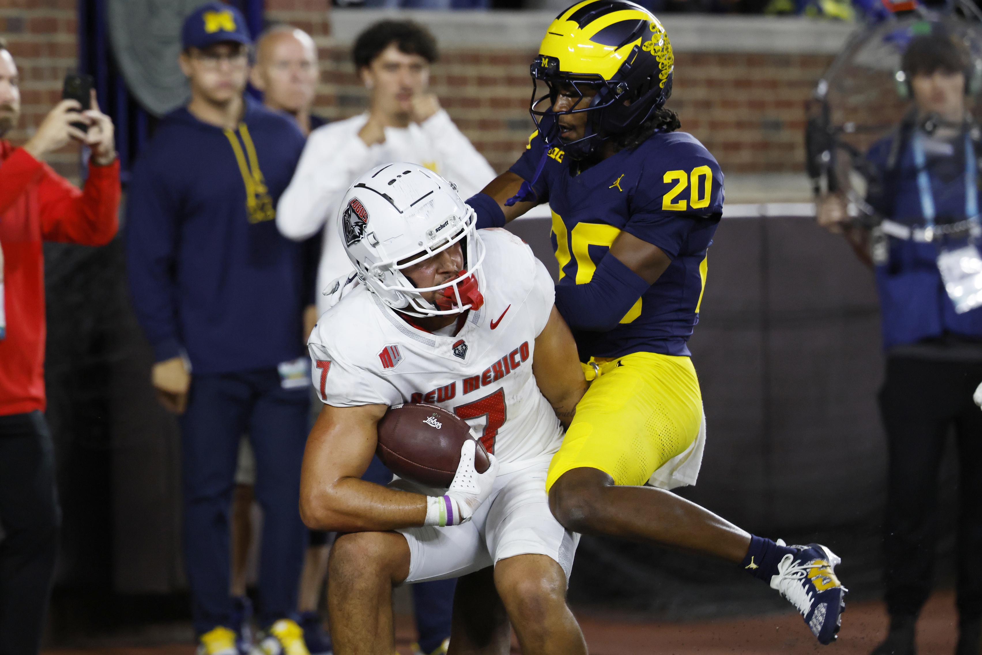 college football picks Dorian Thomas New Mexico Lobos predictions best bet odds