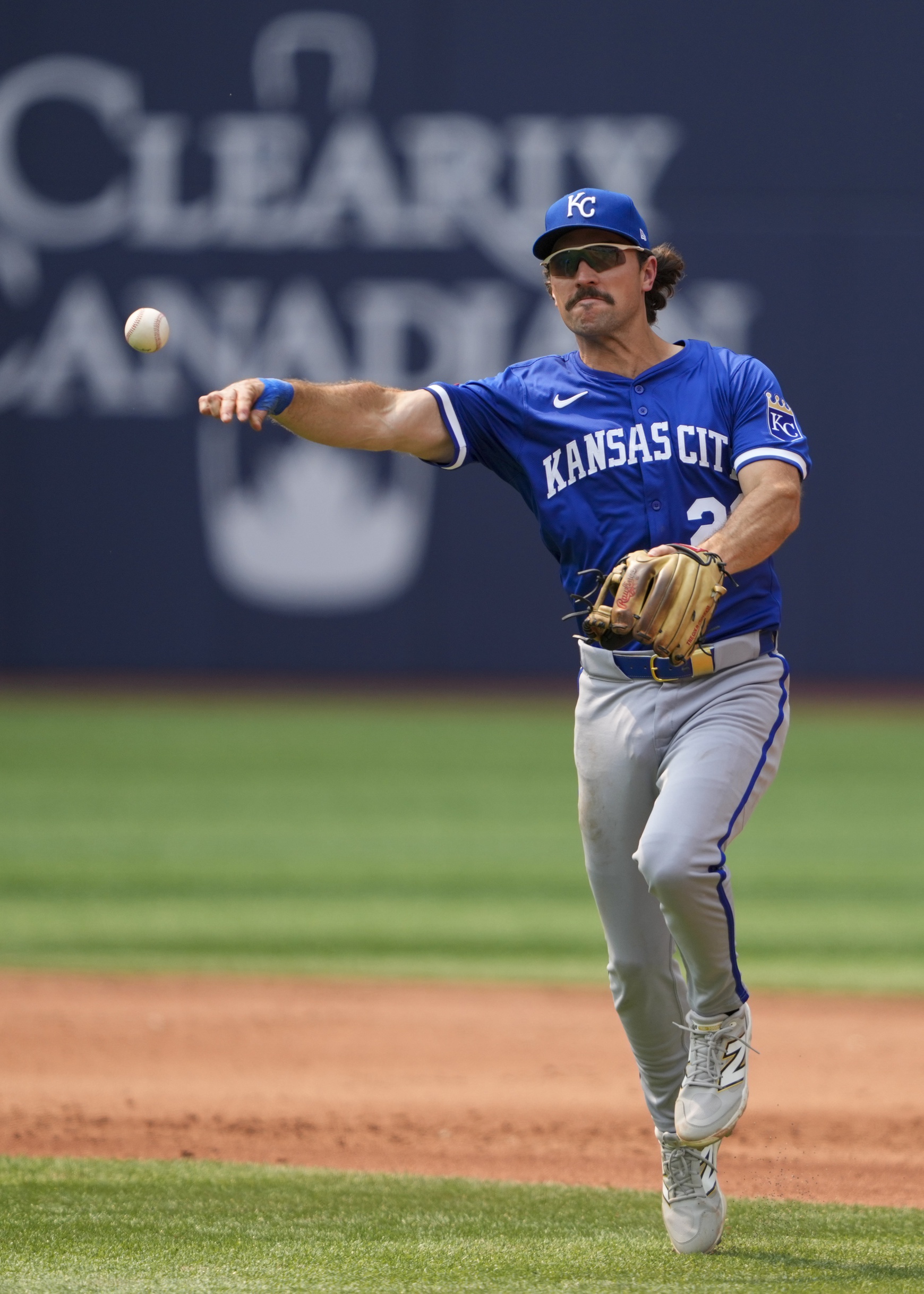 mlb picks Adam Frazier Kansas City Royals predictions best bet odds
