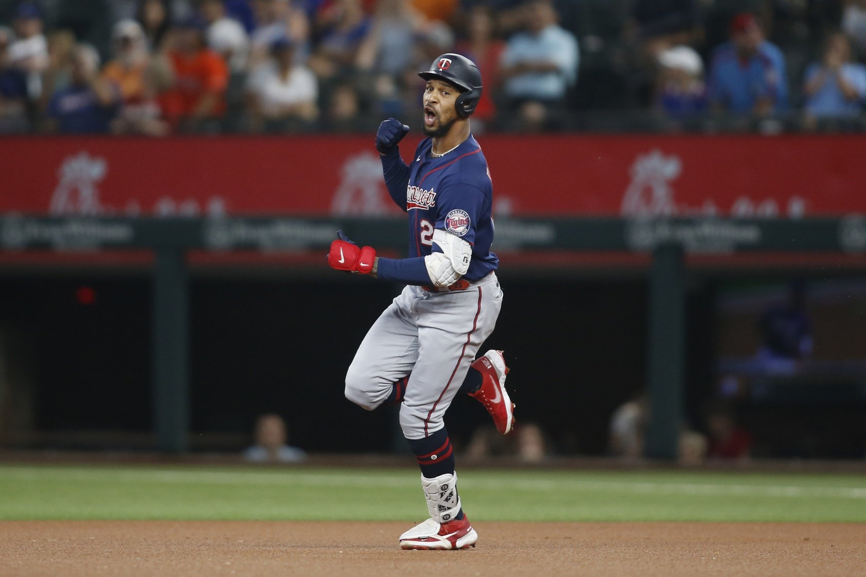 mlb picks Byron Buxton Minnesota Twins predictions best bet odds
