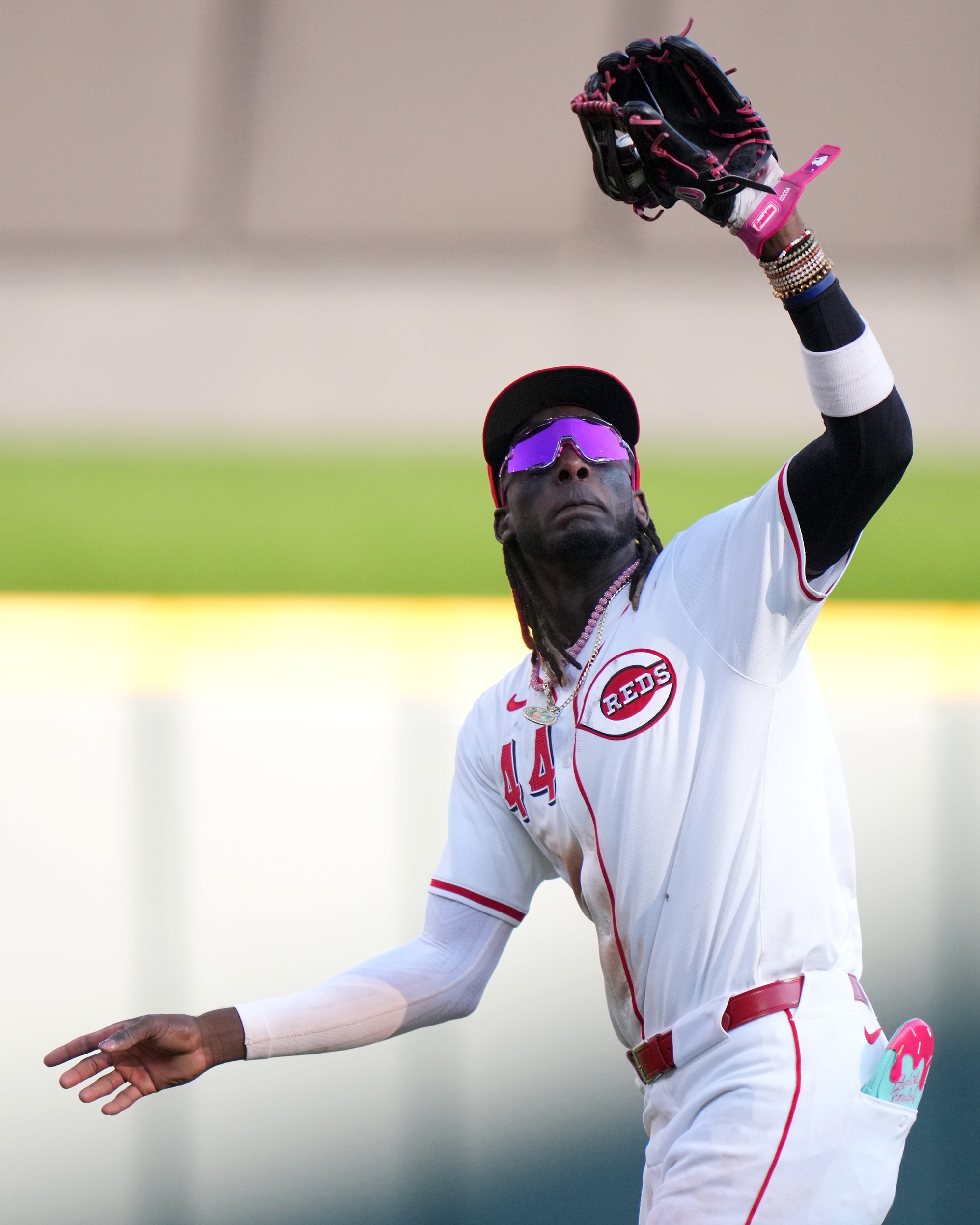 MLB predictions for Cincinnati Reds featuring Elly De La Cruz