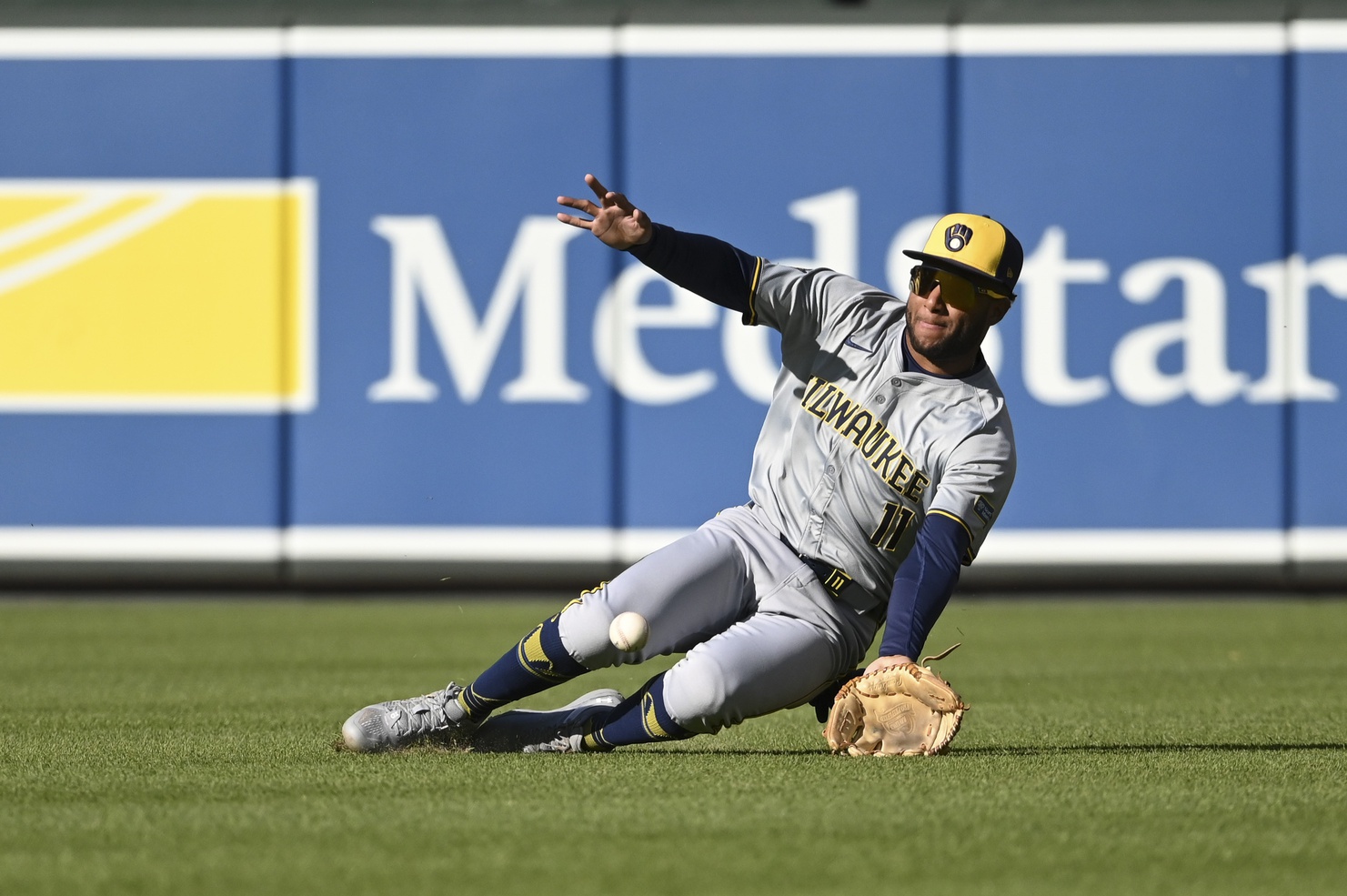 Jackson Chourio MLB Player Prop Bets Today vs Cincinnati Reds 6/23/2026