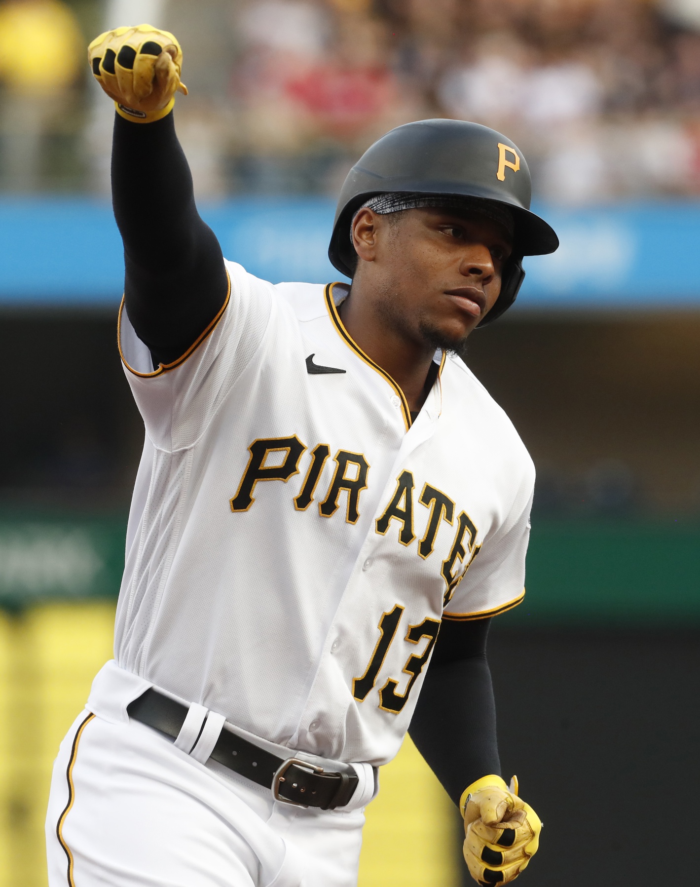 mlb picks Ke'Bryan Hayes Pittsburgh Pirates predictions best bet odds
