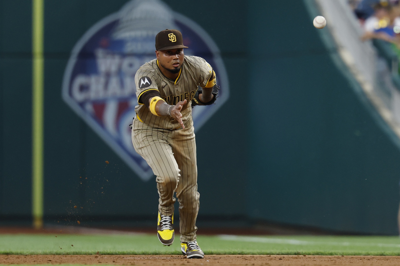 mlb picks Luis Arraez San Diego Padres predictions best bet odds