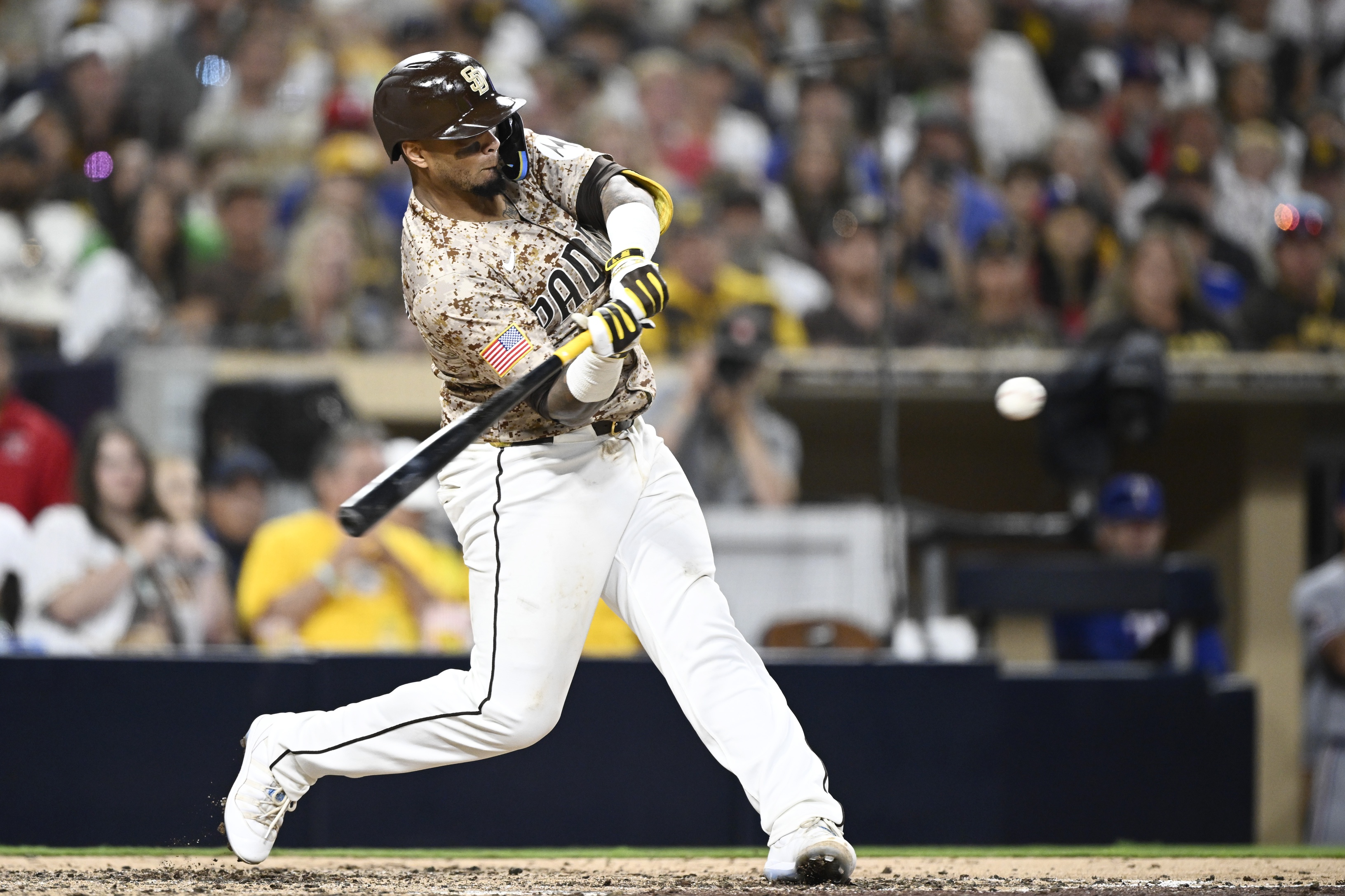 mlb picks Martin Maldonado San Diego Padres predictions best bet odds