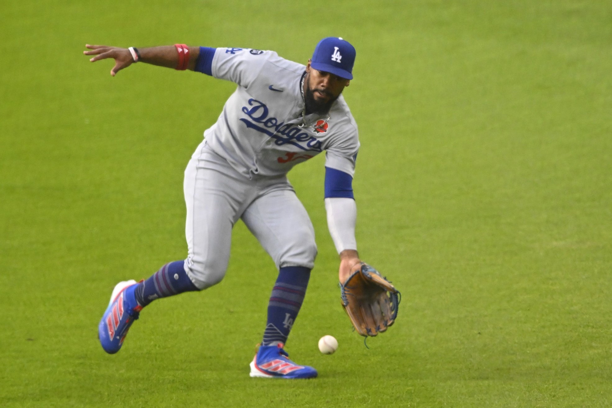 Teoscar Hernandez MLB Prop Bets Today vs Atlanta Braves 5/9/2026