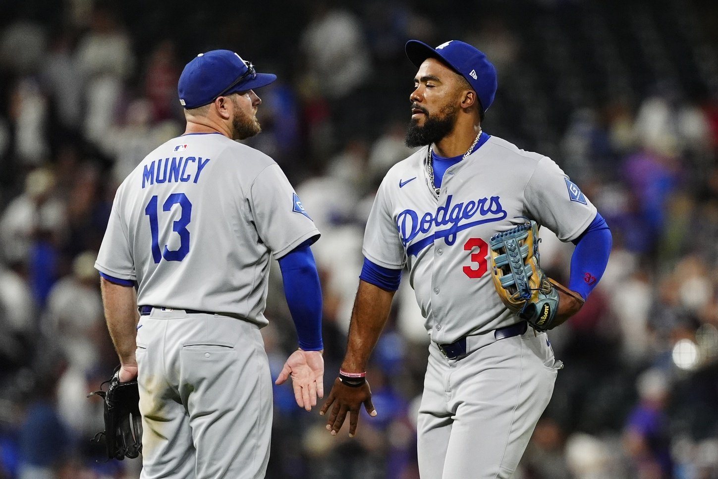 mlb picks Teoscar Hernandez Los Angeles Dodgers predictions best bet odds
