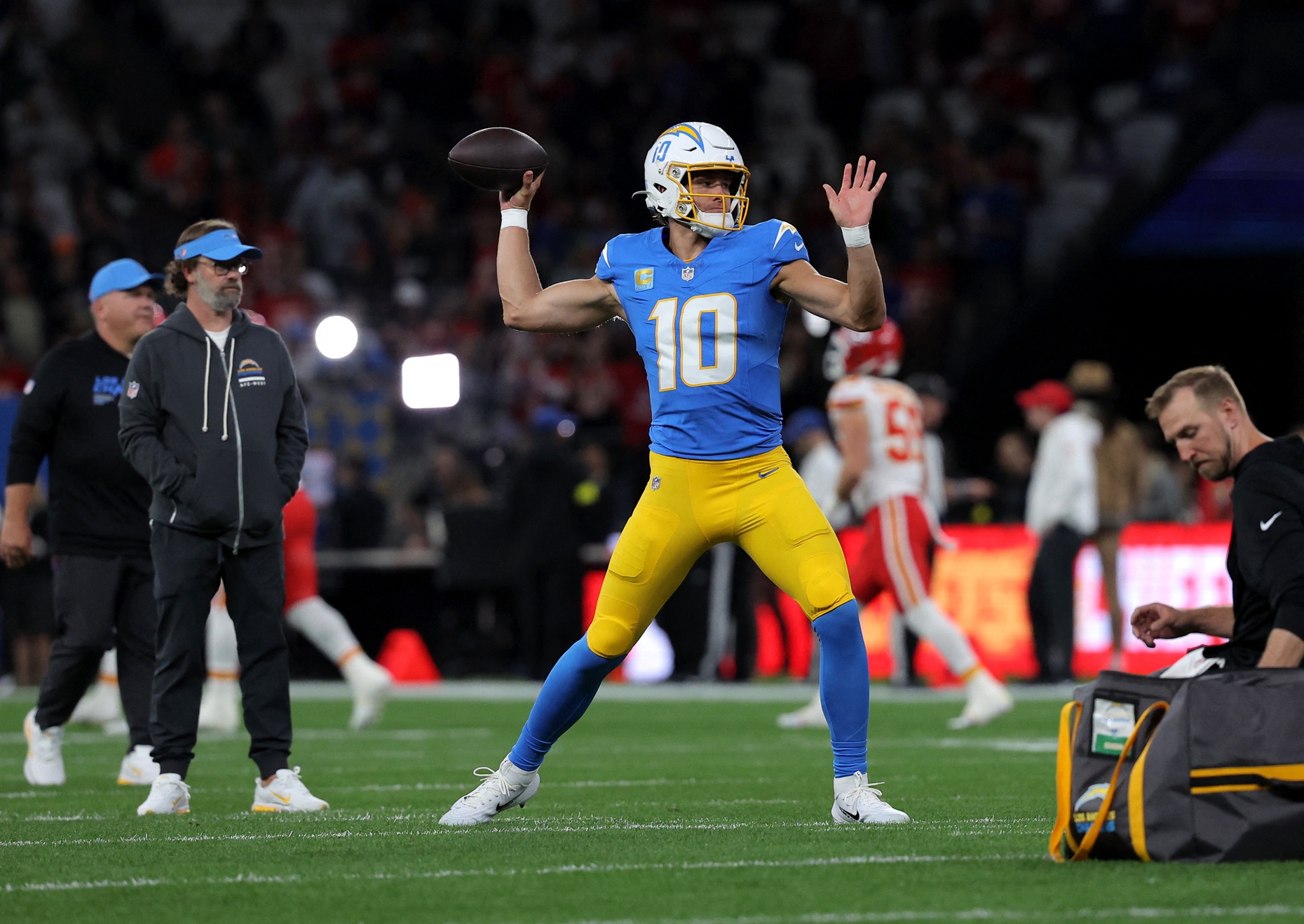 Monday Night Football picks Los Angeles Chargers vs Las Vegas Raiders