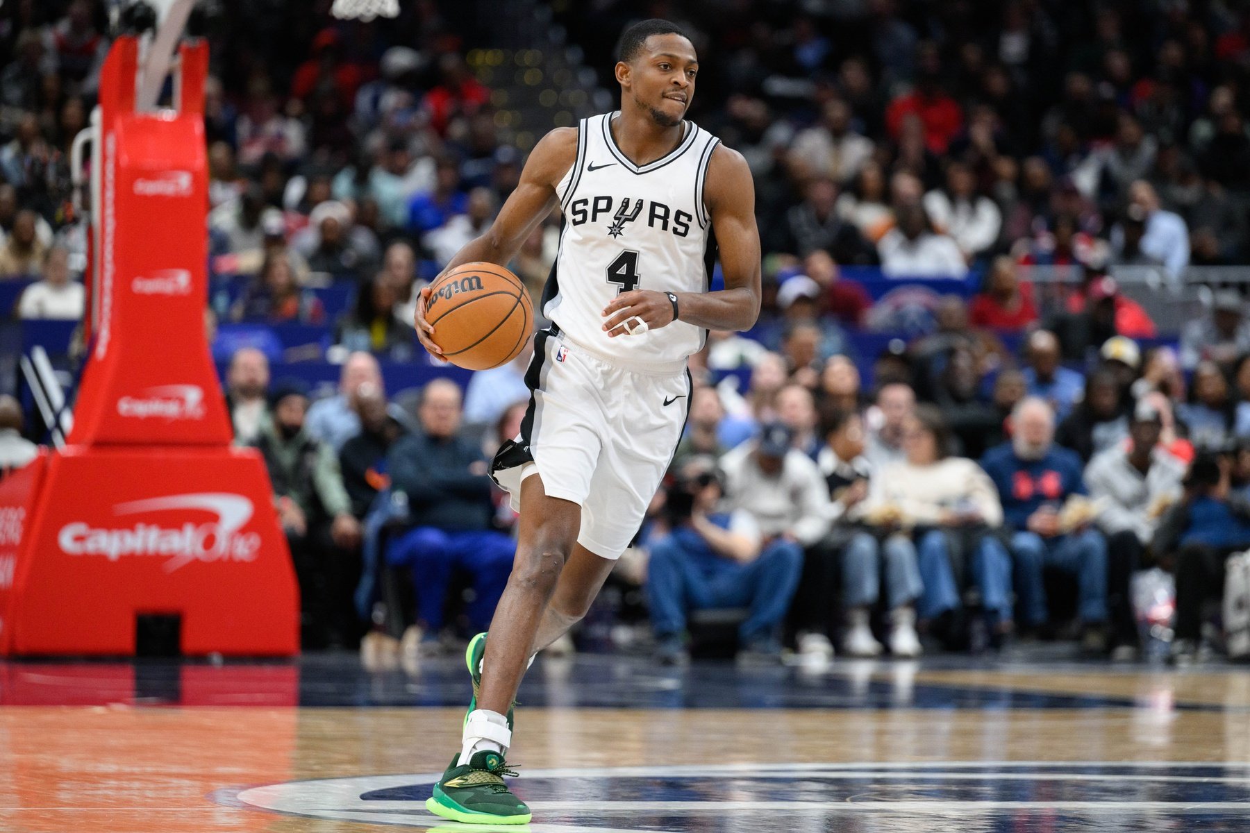 nba picks De'Aaron Fox San Antonio Spurs predictions best bet odds