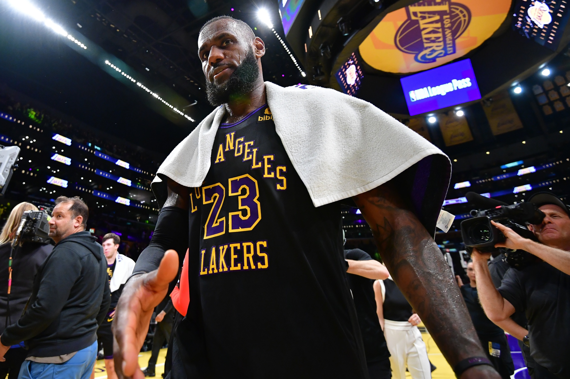 nba picks LeBron James Los Angeles Lakers predictions best bet odds