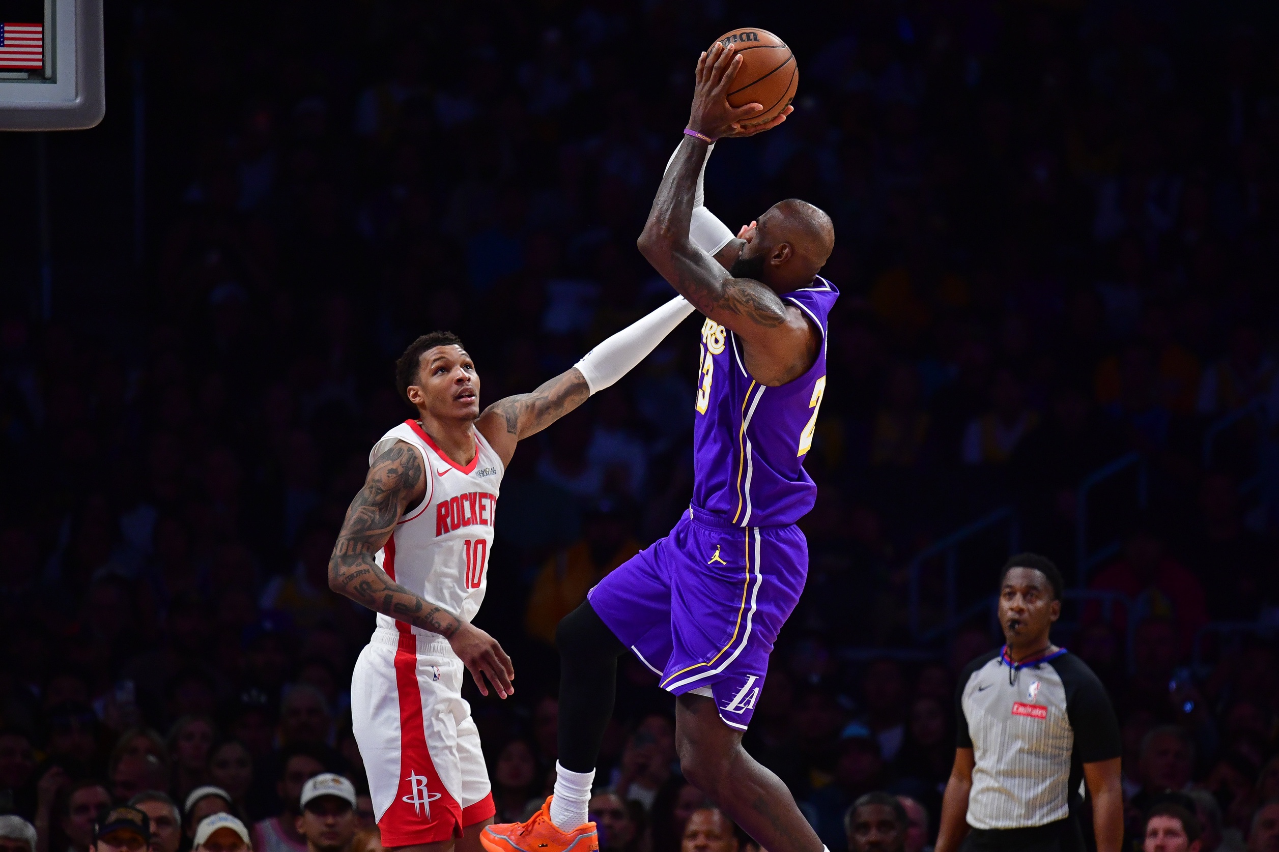 NBA Betting Predictions for LeBron James and the Los Angeles Lakers