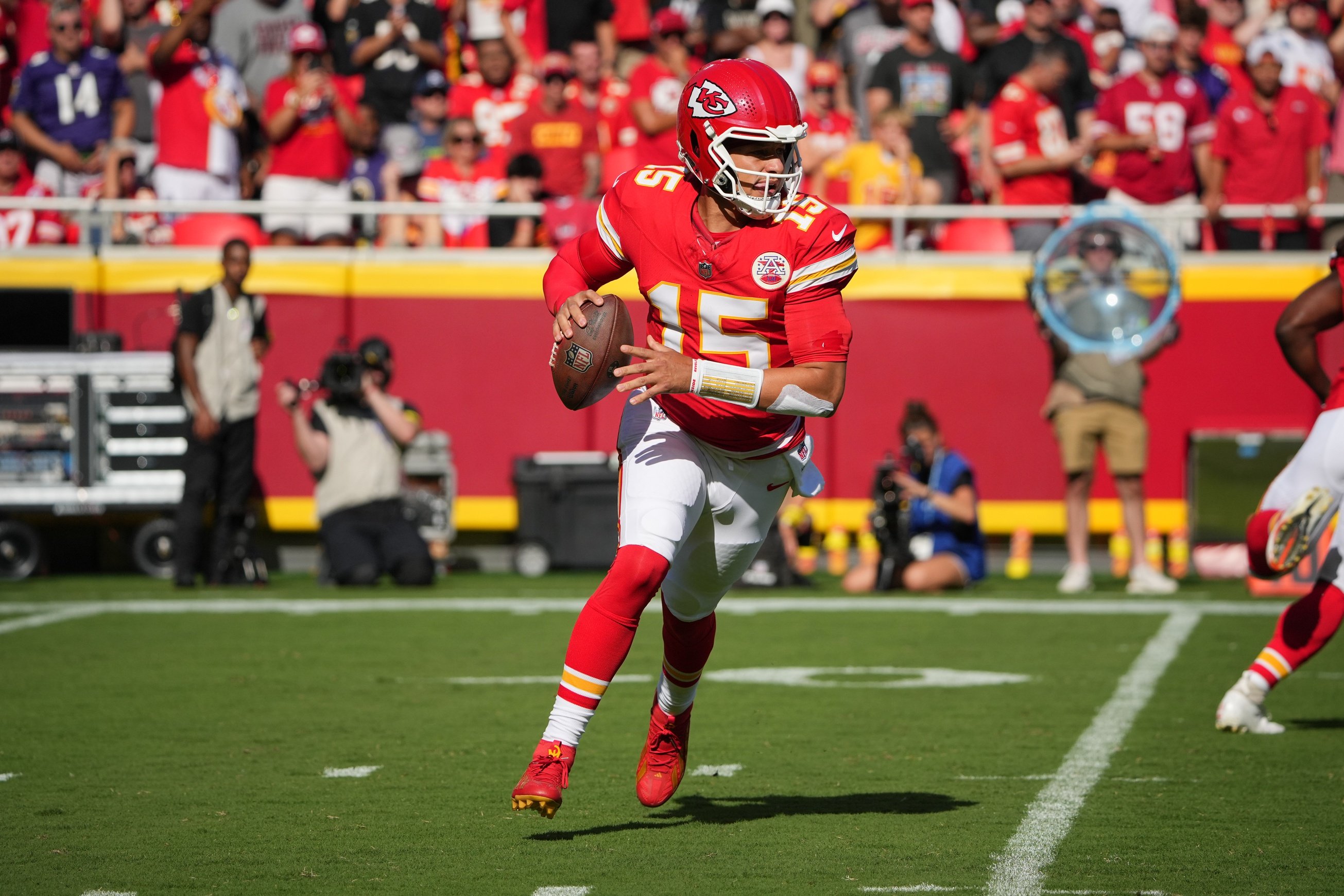 NFL confidence pool picks Week 5 Patrick Mahomes Kansas City Chiefs
