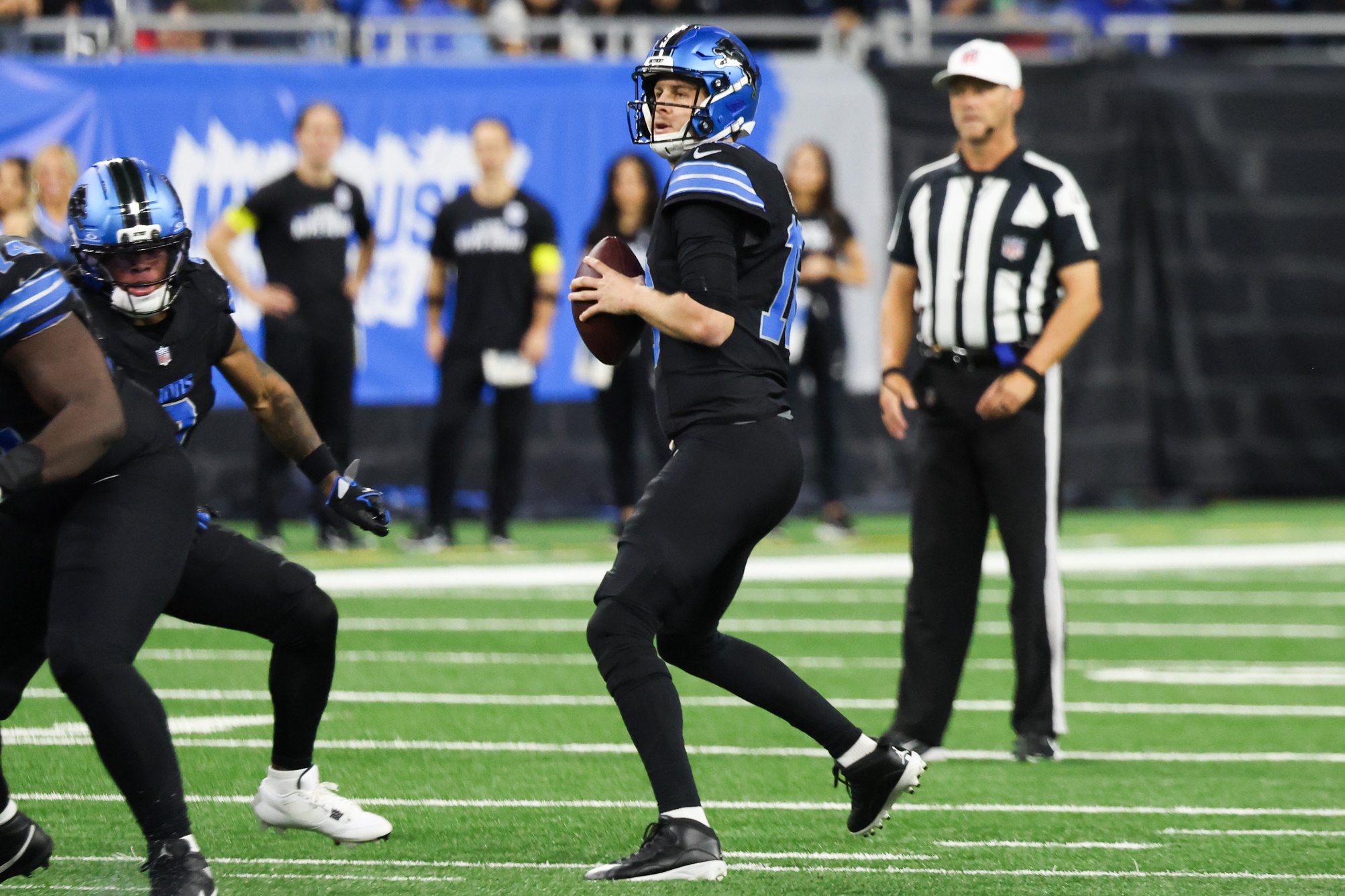 NFL office pool picks Week 13 Jared Goff Detroit Lions