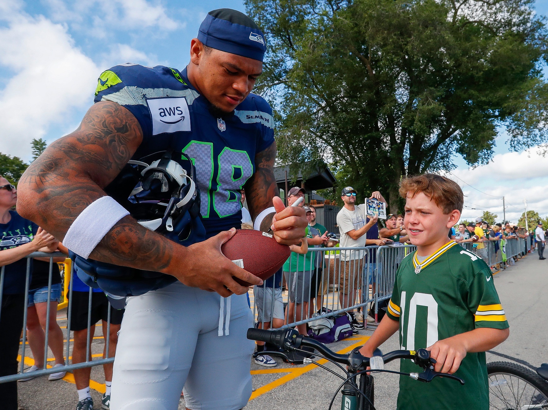 nfl picks Elijah Arroyo Seattle Seahawks predictions best bet odds