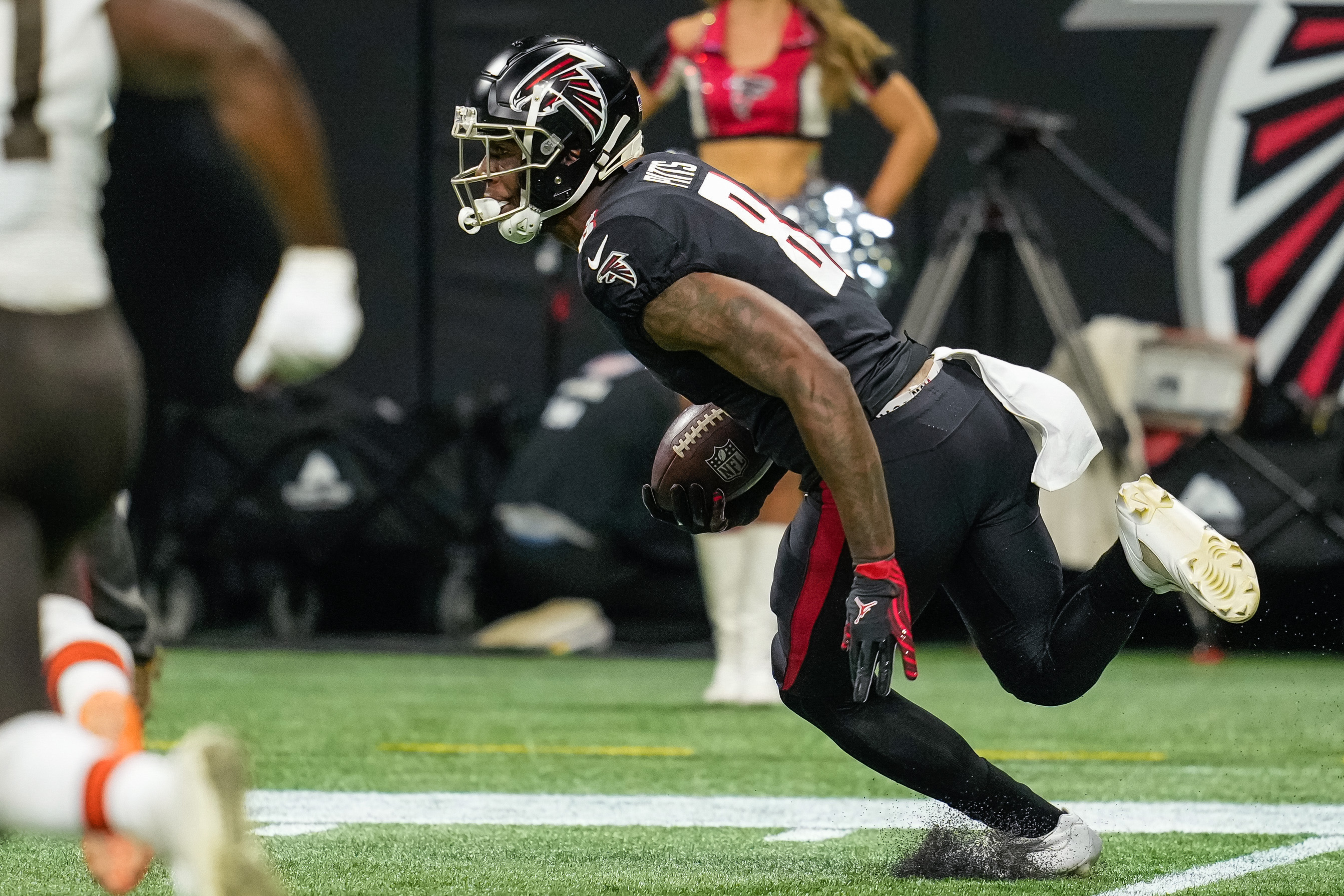 nfl picks Kyle Pitts atlanta falcons predictions best bet odds