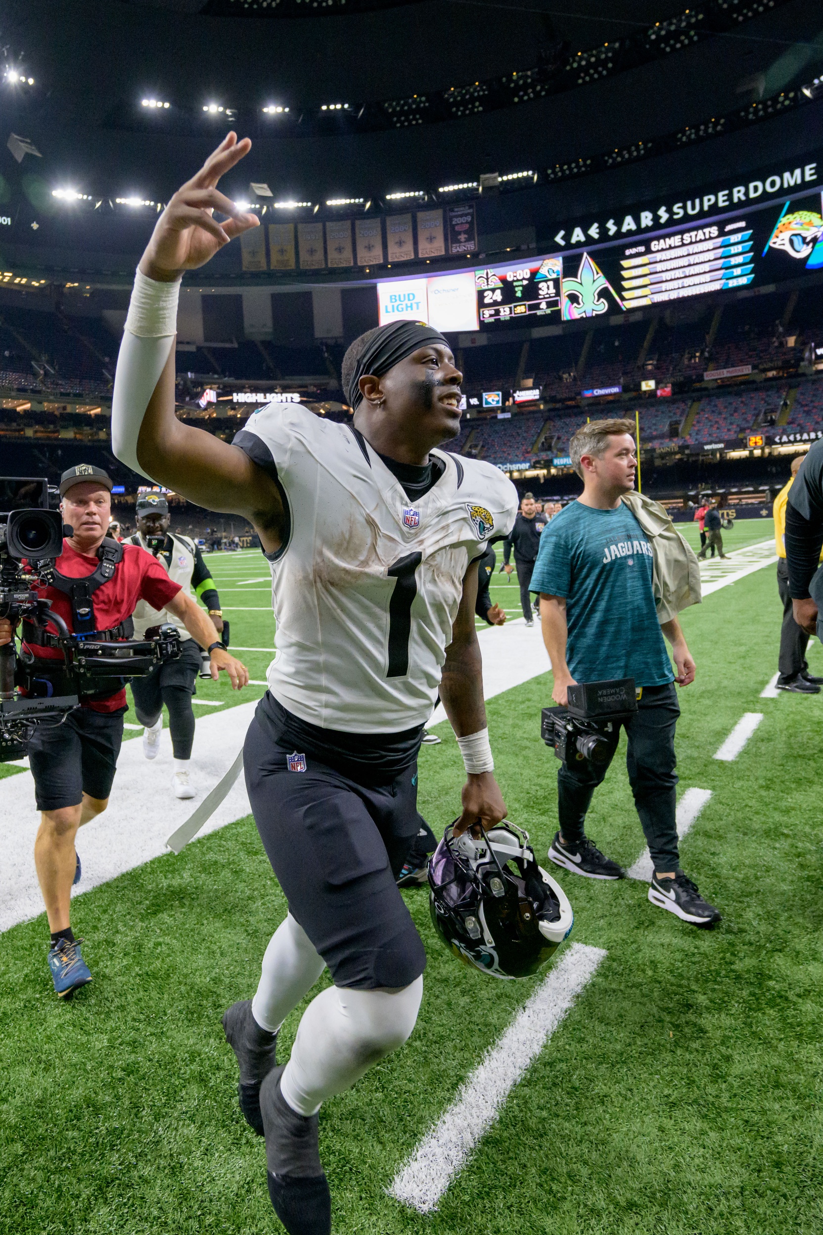 nfl picks Travis Etienne Jacksonville Jaguars predictions best bet odds