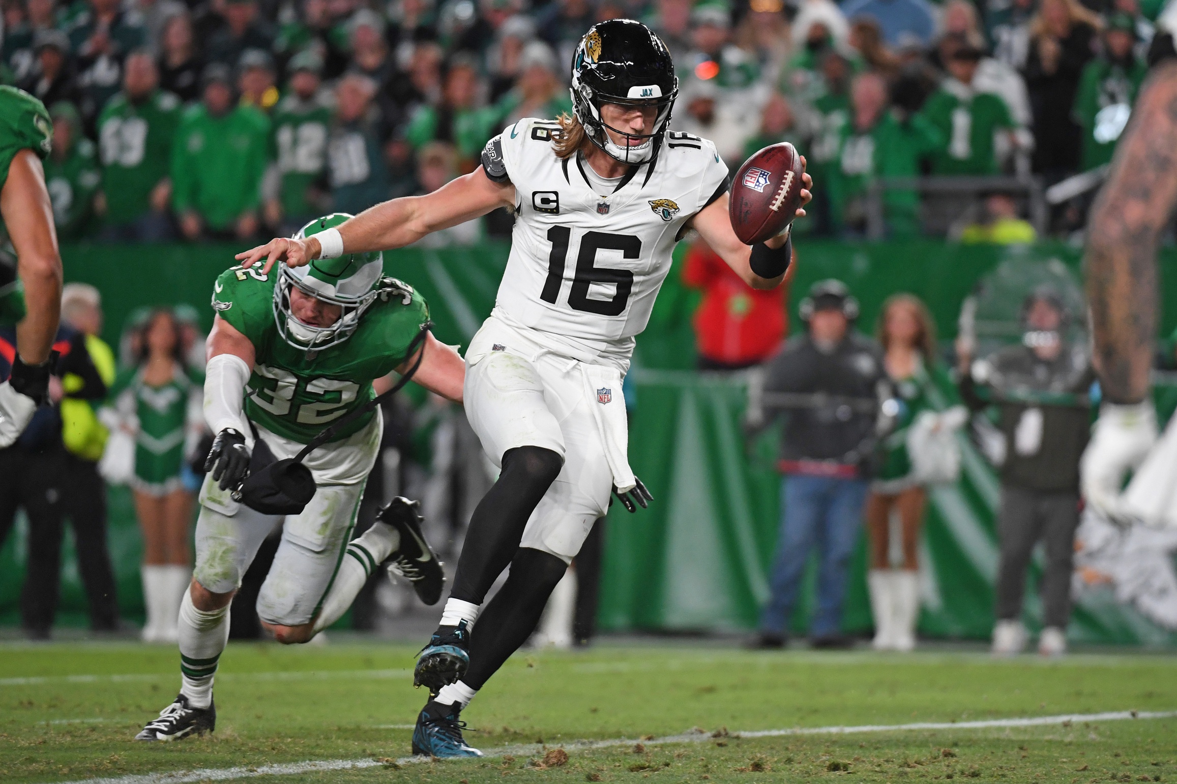 Trevor Lawrence Prop Bets Today vs Arizona Cardinals 11/23/2025