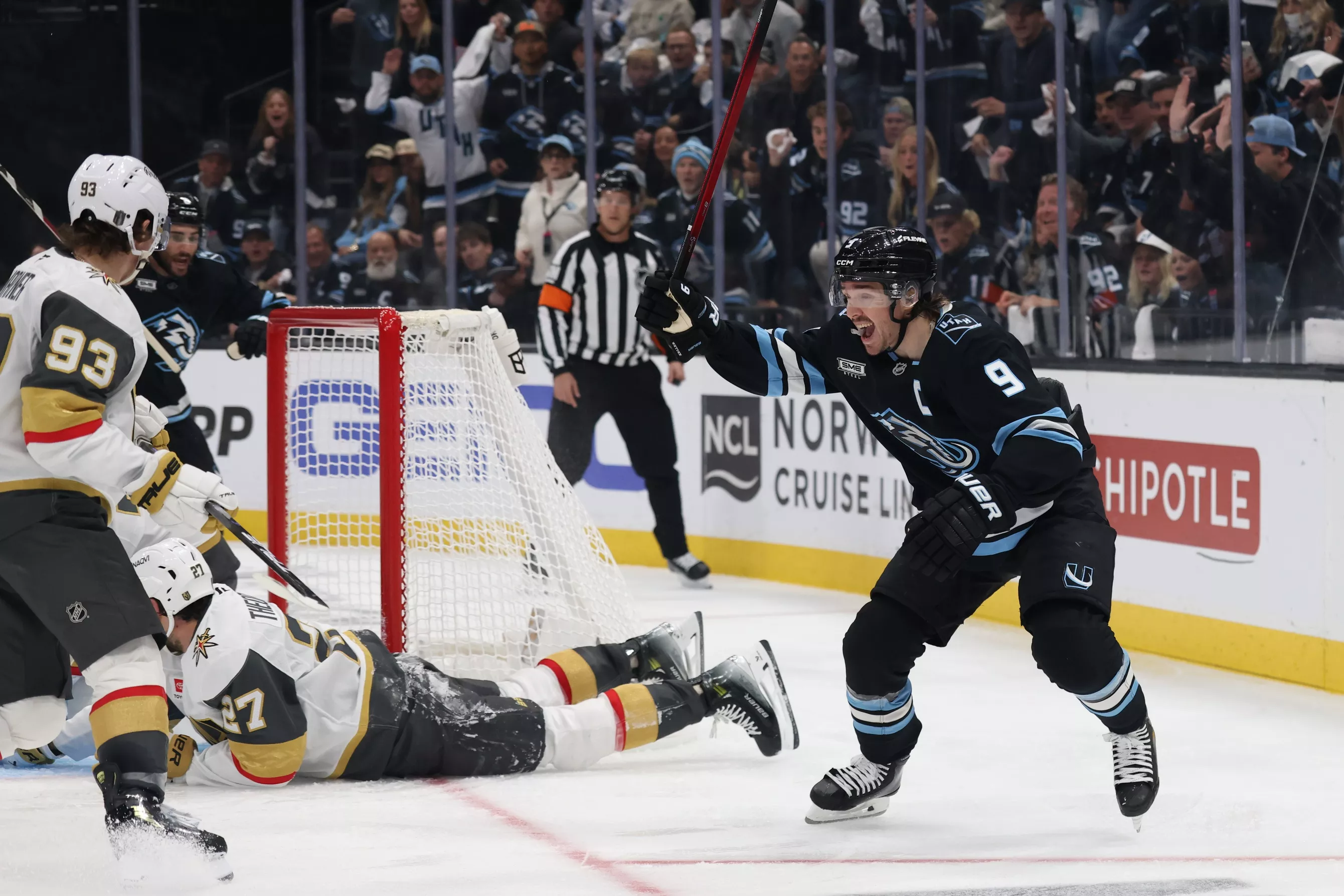 NHL picks Clayton Keller Utah Mammoth predictions best bets odds