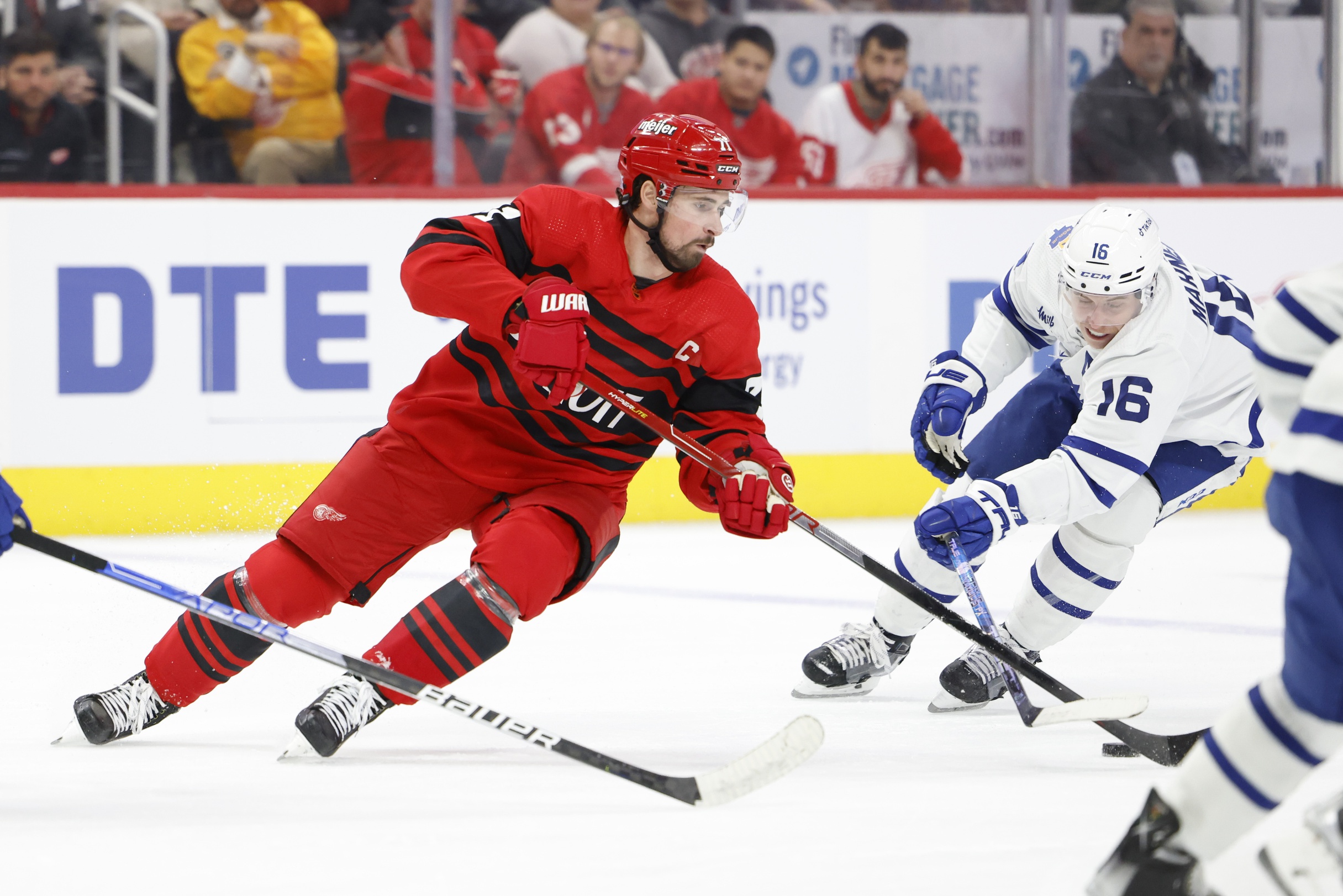 Hurricanes vs. Red Wings Game Simulator - 7:08 PM ET (12/13/2022) - NHL  Hockey - CapperTek