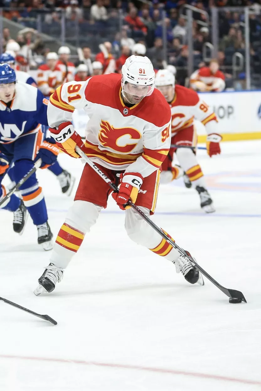 NHL Picks: Nazem Kadri and Calgary Flames Predictions, Best Bets, Odds