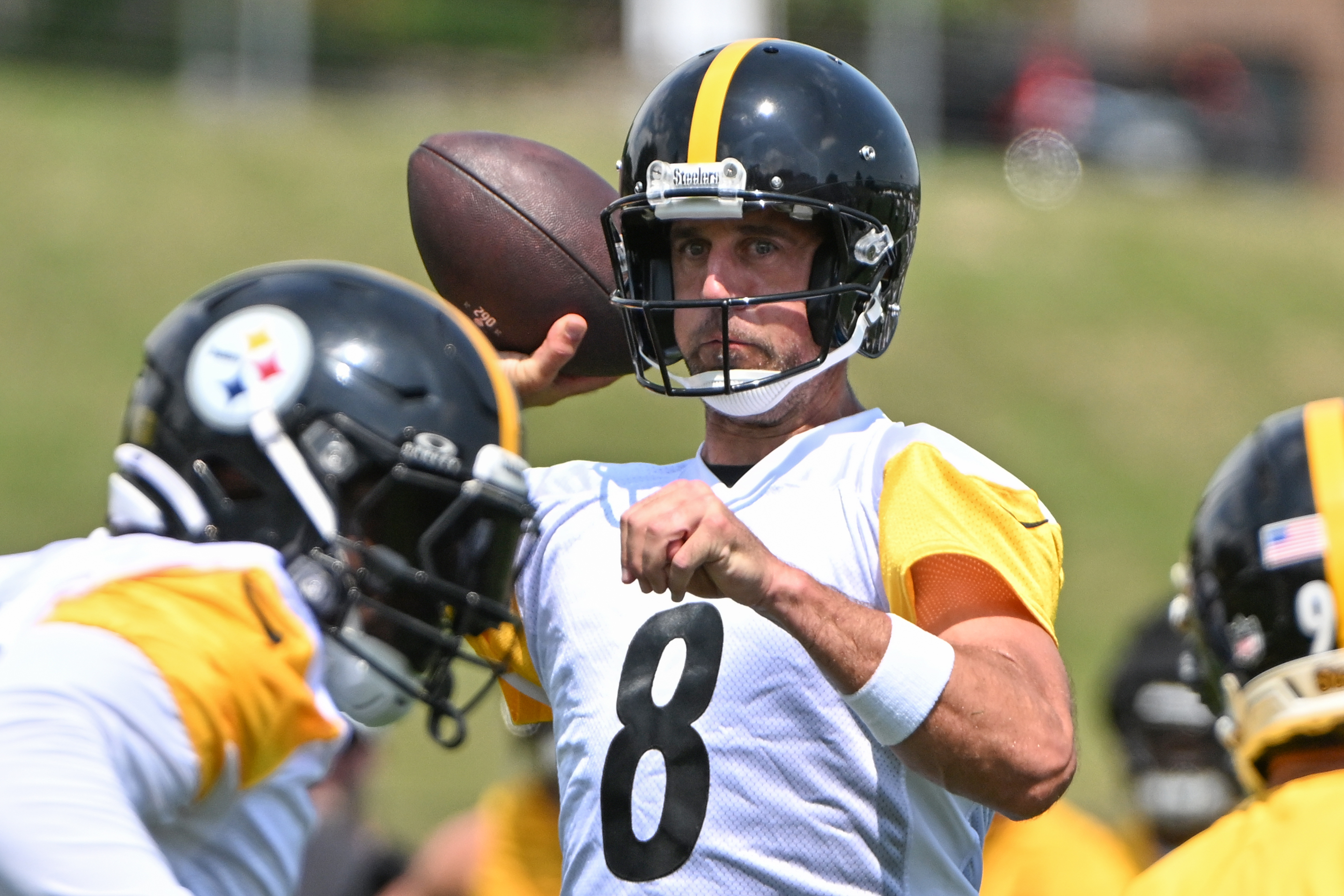 Pittsburgh Steelers season win total picks Aaron Rodgers