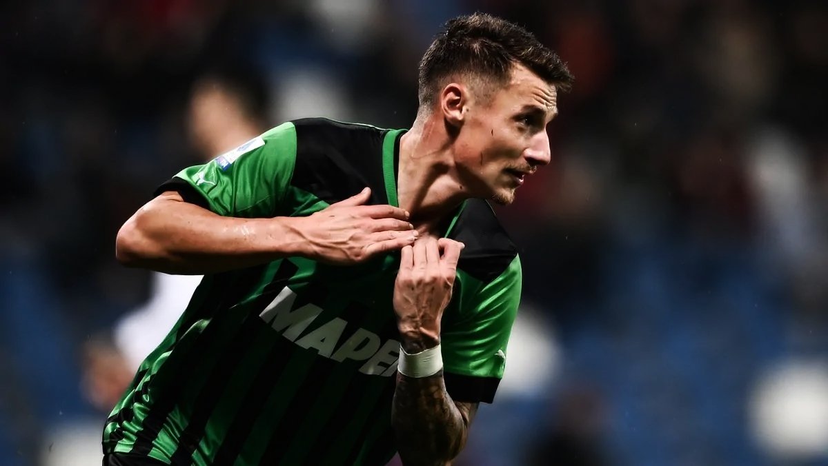 soccer picks Andrea Pinamonti Sassuolo predictions best bet odds