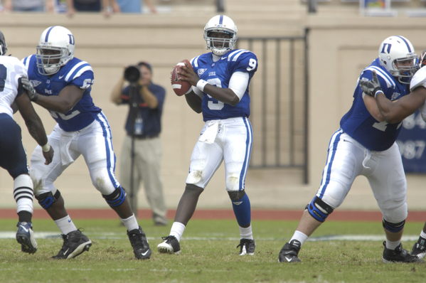Duke quarterback No. 9 Thaddeus Lewis.