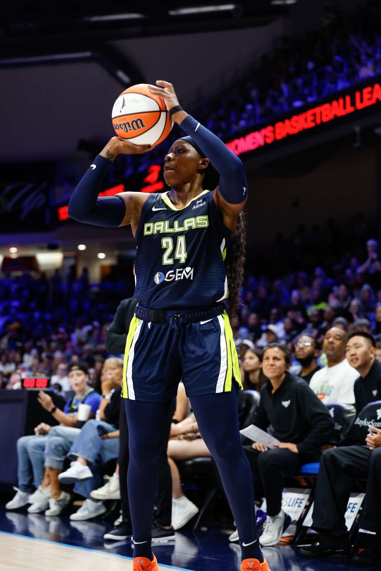WNBA Picks Arike Ogunbowale Dallas Wings Predictions Best Bet Odds