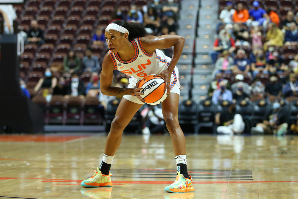 wnba picks Jasmine Thomas Connecticut Sun predictions best bet odds