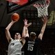 College basketball hot and cold betting teams ATS and over under Zach Edey Purdue