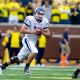 Connecticut Huskies quarterback Zach Frazer